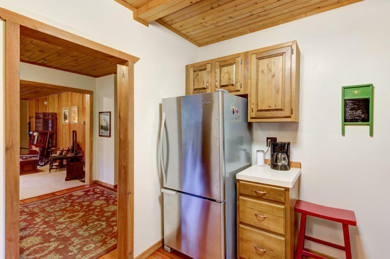 Foothill Cabin Creston Екстер'єр фото
