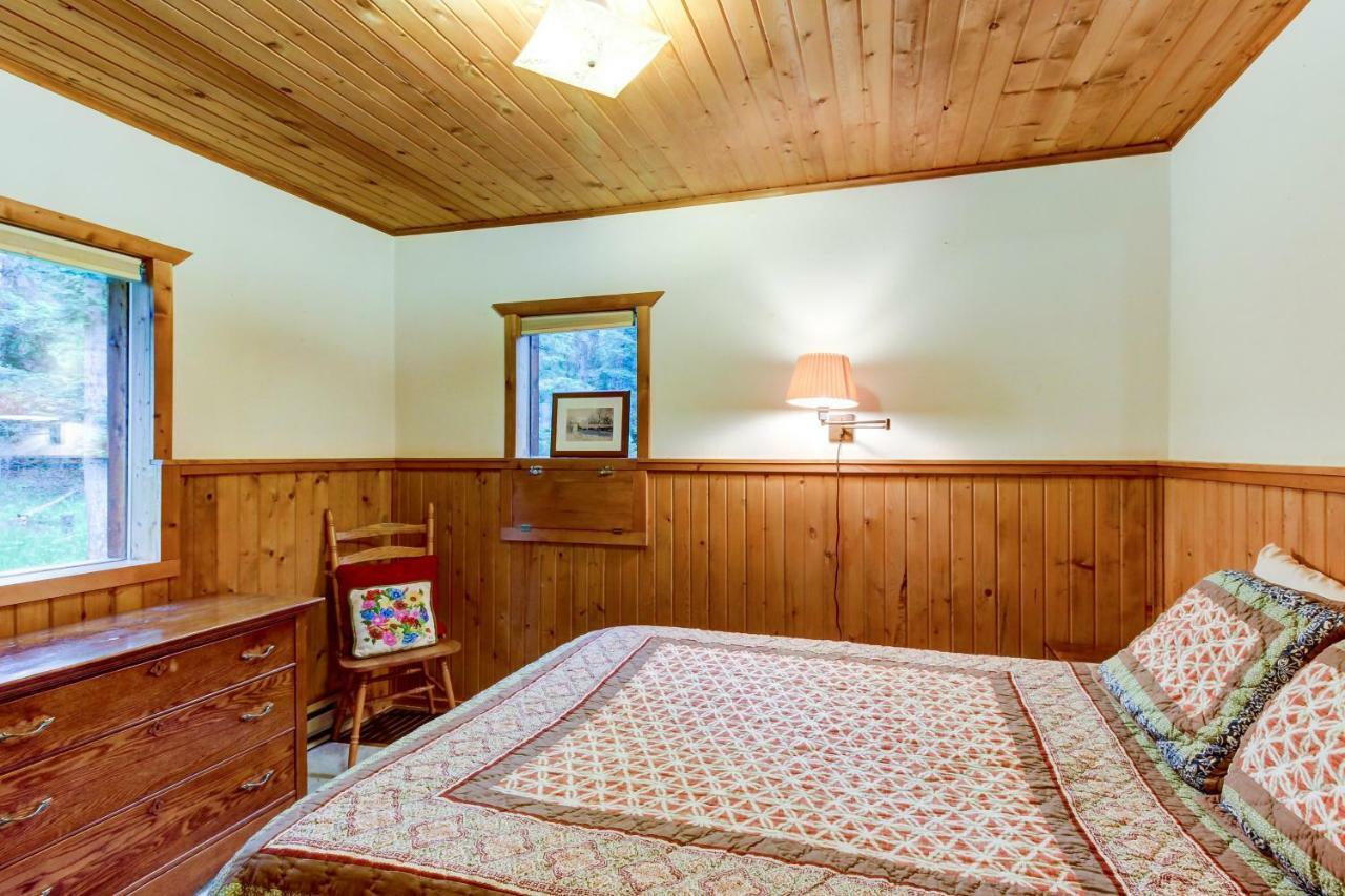 Foothill Cabin Creston Екстер'єр фото