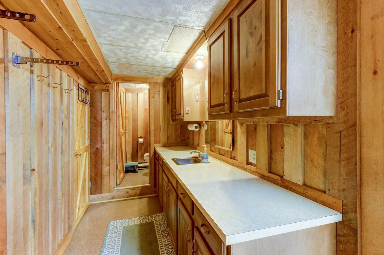 Foothill Cabin Creston Екстер'єр фото